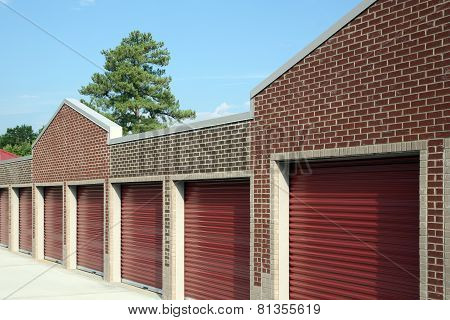 Personal self storage facility