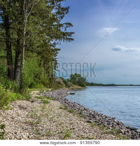 Lake Udomlya