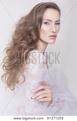 Brunette Bide Innocent Nun Woman In Lace Dress With A Veil With A Cross Accessories, All Wearing Whi