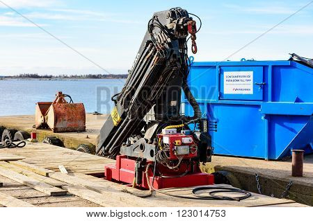 Floating Crane