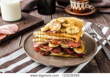 Pancakes With Bacon, Banana And Maple Sirup