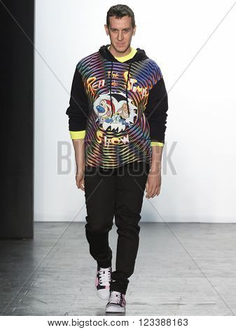 Jeremy Scott - Fall Winter 2016 Collection