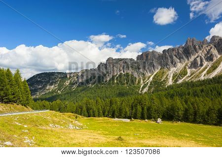 The Great Dolomite Road is a breathtaking scenic drive that crosses the alpine passes, connecting the Bozen and Bolzano regions.
** Note: Soft Focus at 100%, best at smaller sizes