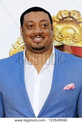 Cedric Yarbrough at the Los Angeles premiere of 'The Boss' held at the Regency Village Theatre in Westwood, USA on March 28, 2016.