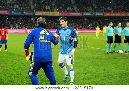 Iker Casillas At The Beginning Of Spain Vs Romania Soccer Match