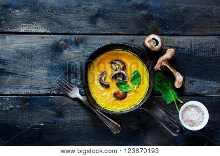Egg Omelette With Mushrooms