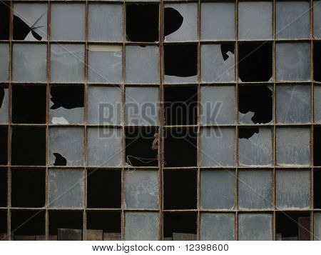 Brocken windows