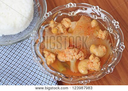 Hot And Spicy Curry Of Water Orange With Fish
