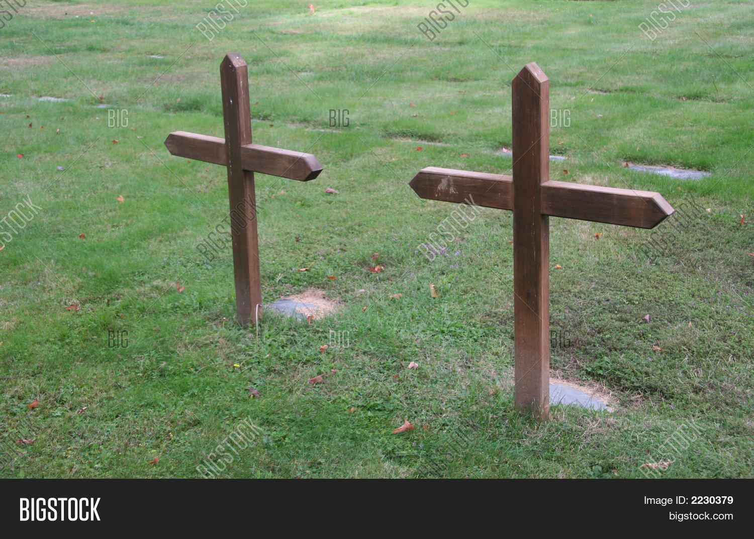 2 Wooden Crosses Cemetery Image & Photo | Bigstock