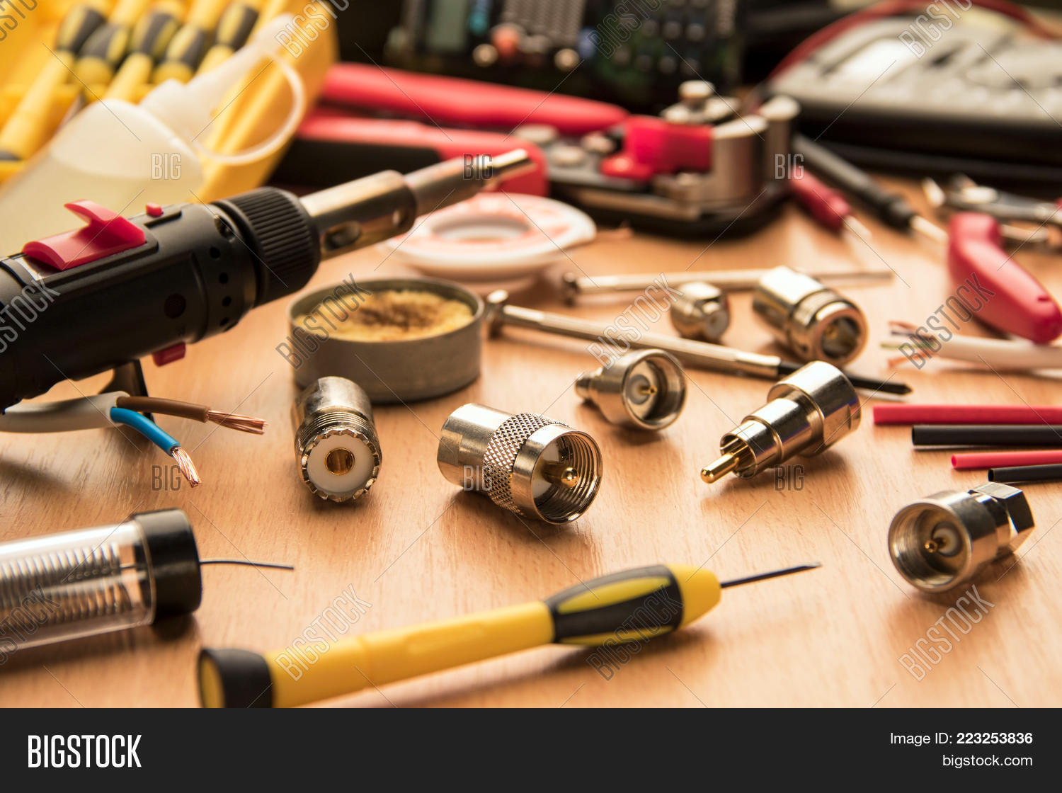 Tools Rpeiring Set Tools Repairing Image & Photo (Free Trial) | Bigstock