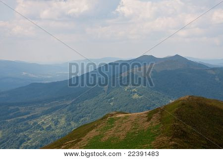 Panorama af Bieszczady bjerge, Polen
