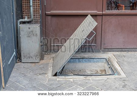 Hatch Trap Door For Cellar Basement Storage