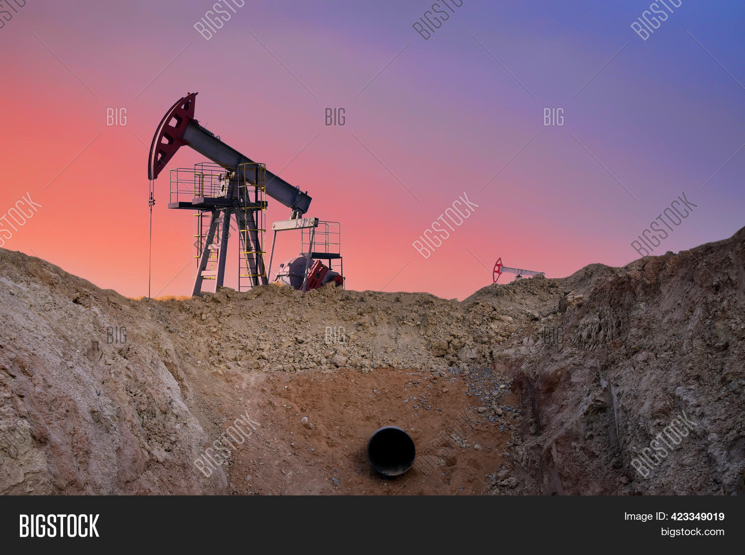 Oil Drilling Derricks Image & Photo (Free Trial) Bigstock