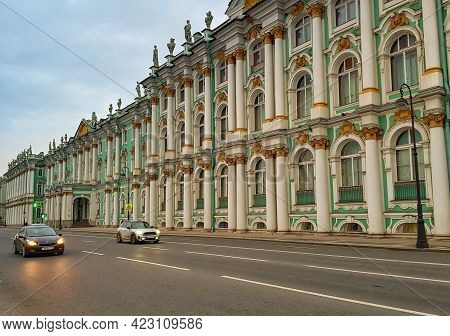 Saint Petersburg, Russia- My 31, 2021: Traffic In Palace Embankment Before The Ermitage- The Most Fa