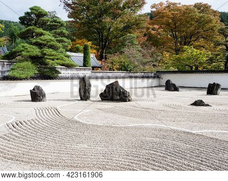 Kiso, Nagano Prefecture, Japan - October 23, 2017: Traditional Japanese Rock And Sand Garden At Koze