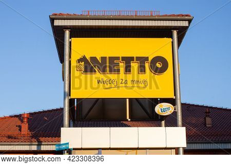 Poland, Warsaw - Jun 05, 2021: Netto Chain Store In Warsaw. Logotype Supermarket