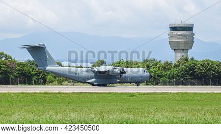 Kota Kinabalu,sabah-july 2,2019:royal Malaysian Air Force Airbus A400m-180 M54-04 Taxiing On The Run