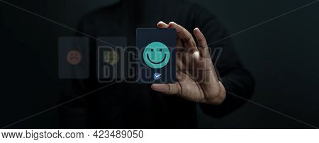 Customer Experience Concept. Happy Client Giving Positive Review. Exellent Feedback For Products And