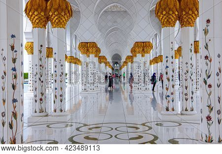 Abu Dhabi, United Arab Emirates - May 17, 2018: The Decorated Marble Columns Of The Courtyard Of The