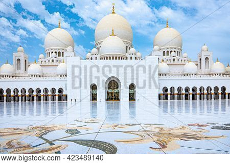 Abu Dhabi, United Arab Emirates - May 17, 2018: The  Sheick Zayed Grand Mosque