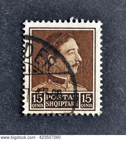 Albania - Circa 1930 : Cancelled Postage Stamp Printed By Albania, That Shows Portrait Of King Zog I