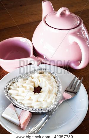 Tea Break With Red Velvet Cheese Cake