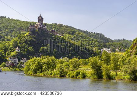 Cochem, Germany, June 13, 2021. Beautiful View Of The Hilltop Castle (reichsburg Cochem) In The Tour