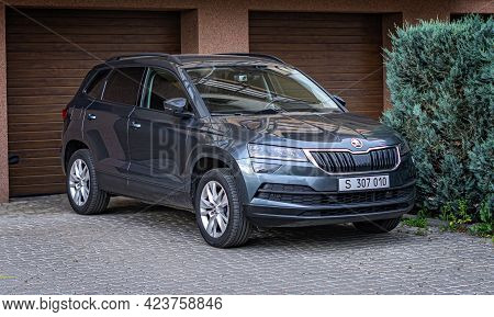 Uzhgorod, Ukraine - June 14, 2021: Skoda Karoq In The Parking Lot Near The House.