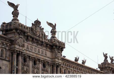 Edifici De La Duana In The Port Of Barcelona, Spain
