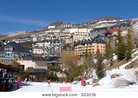 Città di Pradollano Ski Resort In Spagna