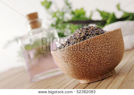 Wooden bowl with lavender
