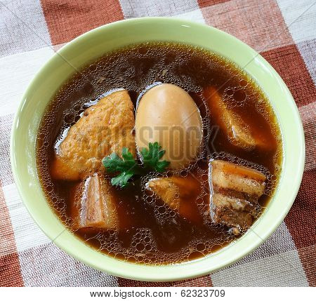 Braised Pork Belly With Egg And Tofu