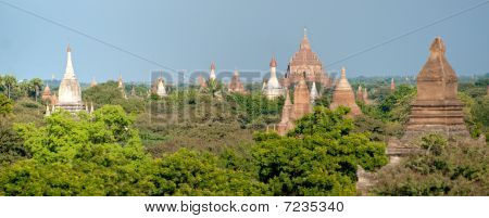 Bagan al tramonto, Myanmar.