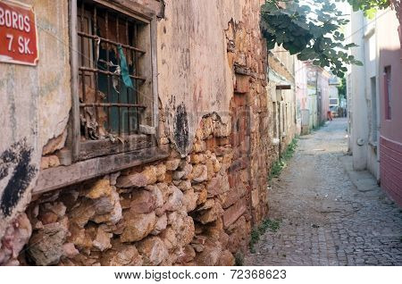 Narrow road between houses