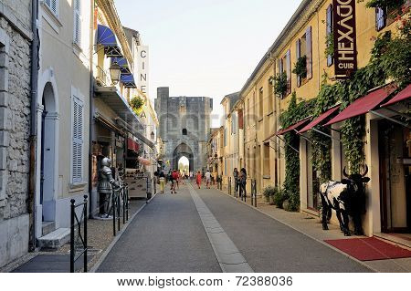 Pedestrian Shopping Aigues-mortes
