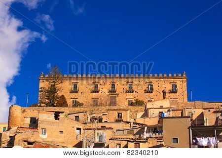Branciforti Building, Leonforte - Sicily