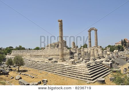 Chrám Apollon