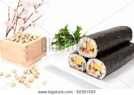 Seafood Rolled Sushi And Soy
