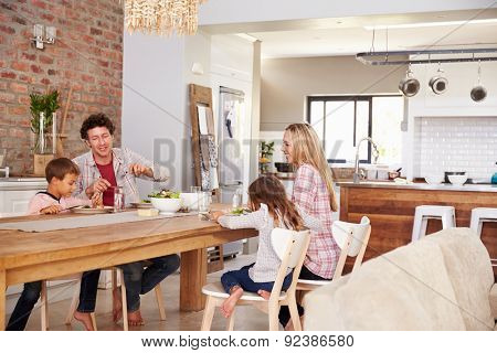 Family mealtime at home