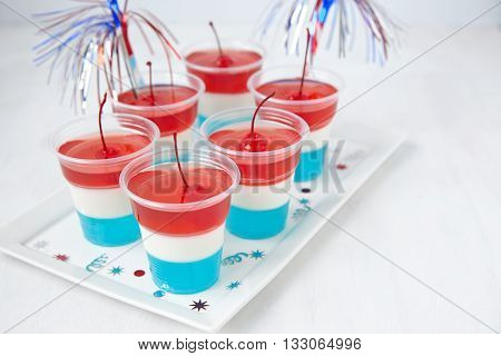 Striped firecracker jello shots for 4th july