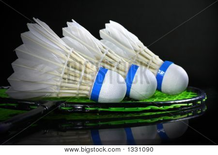 Shuttlecock und badminton 