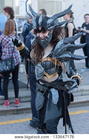 Cosplayer Dressed As The Character Neltharion , Deathwing