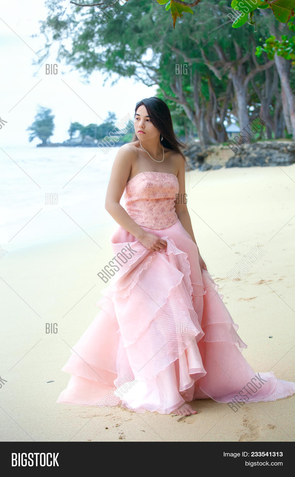 Can Young hawaiian teen Were Young hawaiian teen share