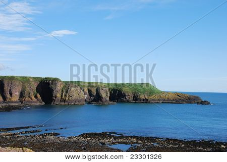 Kyst i nærheden af Dunnottar Castle