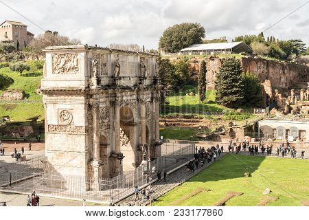 Rome, Italy, March 07, 2018: Horizontal Picture Of Great Arco Di Constantino During Sunny Day In Rom