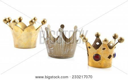 Three Golden Crowns In A Row Over White