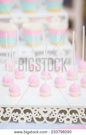 Kendi Festive Bar Birthday Wedding Sweet And Nise