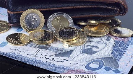 Wallet With Saudi Riyal Coins And 500 Banknotes