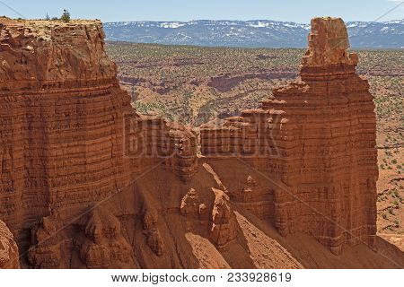Eroded Buttes In Red Rock Country In Capitol Reef National Park In Utah