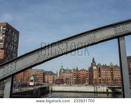 the City of Hamburg and the famos port